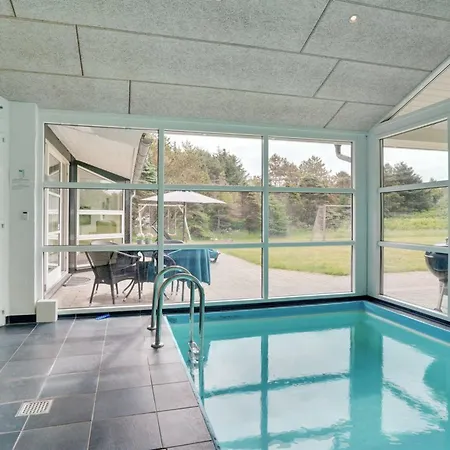 Aiyana - 530m From The Sea By Interhome Feriehus