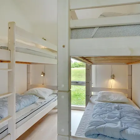 Aiyana - 530m From The Sea By Interhome *